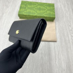 Replica Portafoglio continentale Gucci GG Marmont bicolore 456116 Nero Imitazioni Replica qualità specchio Portafoglio continentale Gucci GG Marmont bicolore 456116 Nero