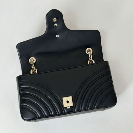 Replica Qualità superiore replica a spalla media Gucci GG Marmont 837267 Nero Imitazioni Replica qualità specchio Qualità superiore replica a spalla media Gucci GG Marmont 837267 Nero