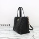 Replica Borsa tote/secchiello media Gucci Betty 847387 Nera Imitazioni Replica qualità specchio Borsa tote/secchiello media Gucci Betty 847387 Nera