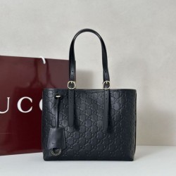 Replica qualità specchio Borsa tote media Gucci GG Emblem 847456 Nera