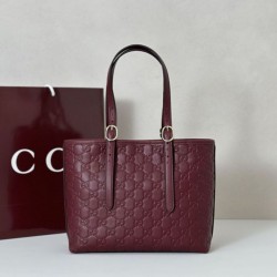 Replica Borsa tote media Gucci GG Emblem 847456 Rossa Imitazioni Replica qualità specchio Borsa tote media Gucci GG Emblem 847456 Rossa