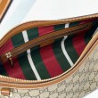 Qualità superiore replica a tracolla media Gucci GG Emblem 847449 Marrone