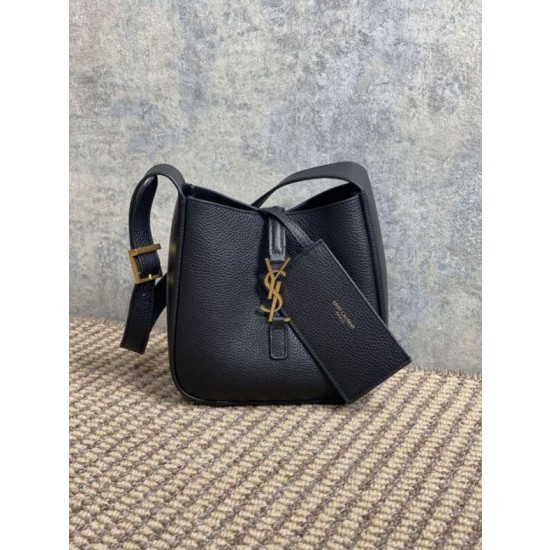 Borsa hobo mini morbida YSL Saint Laurent Le 5 À 7 Nera