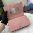 Portafoglio Gucci GG Marmont con catena 497985 Rosa