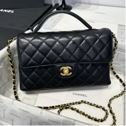 Replica Borsa Chanel 25P con patta e manico superiore AS5356 Nera Imitazioni Replica qualità specchio Borsa Chanel 25P con patta e manico superiore AS5356 Nera