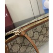 Borsa a tracolla media Gucci serie GG Emblem 815216 Marrone