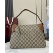 Borsa a tracolla media Gucci serie GG Emblem 815216 Marrone