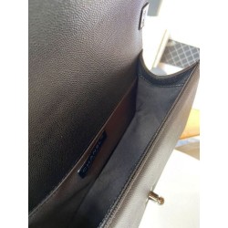 Borsa Replica 1:1 Chanel Boy Flap A67086 Pelle di vitello granata finiture nere
