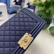 Borsa Chanel Boy Flap Classic A67086 Pelle di vitello granata hardware oro/argento blu