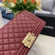 Borsa Chanel Boy Flap Classic A67086 Pelle di vitello granata hardware oro/argento bordeaux