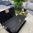 Borsa Chanel Boy Flap Classic A67086 Pelle di vitello granata hardware oro/argento nera