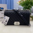Borsa Chanel Boy Flap Classic A67086 Pelle di vitello granata hardware oro/argento nera