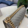 Borsa Replica 1:1 Chanel Boy Flap Classic A67086 Pelle di vitello granata hardware oro grigio