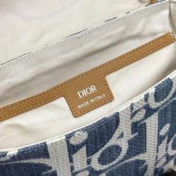 Replica Borse Firmate a tracolla Dior Hit The Road con patta Dior Dior Oblique denim jacquard Blu Imitazioni Replica qualità specchio Borse Firmate a tracolla Dior Hit The Road con patta Dior Dior Oblique denim jacquard Blu