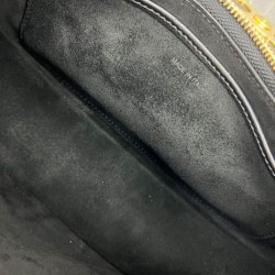 Replica Borsa a tracolla Celine Ava Triomphe Half Moon Nera Imitazioni Replica qualità specchio Borsa a tracolla Celine Ava Triomphe Half Moon Nera