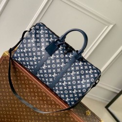 Louis Vuitton Keepall Bandouliere 50 Borse Firmate Replica Monogram Shadow M24953 qualità specchio Replica Perfette Louis Vuitton Keepall Bandouliere 50 Borse Firmate Monogram Shadow M24953 imitazioni