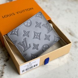 Pari all'originale replica Louis Vuitton Multiple Portafoglio Monogram Shadow M81383 Replica qualità specchio Replica Perfette Pari all'originale replica Louis Vuitton Multiple Portafoglio Monogram Shadow M81383 imitazioni