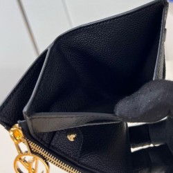 Replica Perfette Alta gamma replica Louis Vuitton Portafoglio Lisa M83365 imitazioni