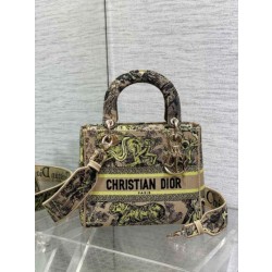 Borsa Dior Dioriviera Lady D-Lite Media Raffia con Ricamo Toile de Jouy Sauvage Lime