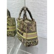 Borsa Dior Dioriviera Lady D-Lite Media Raffia con Ricamo Toile de Jouy Sauvage Lime