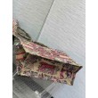 Borsa Dior grande Dioriviera Book Tote in rafia con ricamo Toile de Jouy Sauvage rosa