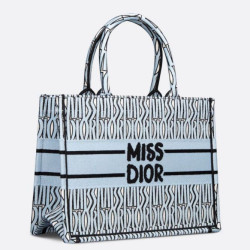 Borse Replica Dior Media Book Tote Bag Blu Miss Dior Allover Embroidery