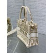 Borse Replica Dior Mini Book Tote con cinturino ricamato Dior Oblique color oro