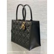 Borse Replica tote Dior media a libro con tracolla Pelle di vitello macrocannage nera