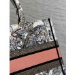 Borse Imitazioni tote Dior media con libro Farfalla intorno al mondo ricamato