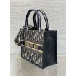 Borse Replica tote Dior piccola per libri con tracolla in tela blu Dior Oblique