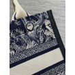Borsa tote media Dior Book con tracolla Ricamo invertito Toile de Jouy