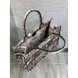 Borse Imitazioni tote media Dior Book Ricamo Dior 4 Saisons Hiver Soleil