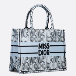 Replica Perfette Borse  Dior Media Book Tote Bag Blu Miss Dior Allover Embroidery imitazioni