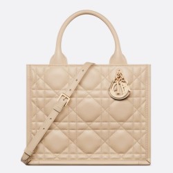 Replica Perfette Borse Imitazioni Dior piccola book tote con tracolla Pelle di vitello macrocannage beige imitazioni