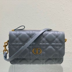 Pouch Dior Caro In pelle di vitello Cannage blu nuvola Replica qualità specchio Replica Perfette Pouch Dior Caro In pelle di vitello Cannage blu nuvola imitazioni