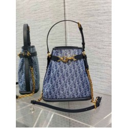 Borsa Dior C'est Media Jacquard Blu Denim Obliquo Borsa Dior C'est Media Jacquard Blu Denim Obliquo