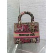 Dior Dioriviera Lady D-Lite Medium Bag Raffia con ricamo Toile de Jouy Sauvage rosa
