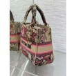 Dior Dioriviera Lady D-Lite Medium Bag Raffia con ricamo Toile de Jouy Sauvage rosa