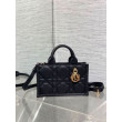 Dior Mini Book Tote Bag con Tracolla Nera Macrocannage Pelle di Vitello Dior Mini Book Tote Bag con Tracolla Nera Macrocannage Pelle di Vitello