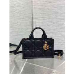 Dior Mini Book Tote Bag con Tracolla Nera Macrocannage Pelle di Vitello