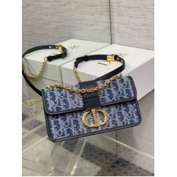 Borsa Dior 30 Montaigne East-West con catena Blue Denim Oblique Jacquard Borsa Dior 30 Montaigne East-West con catena Blue Denim Oblique Jacquard
