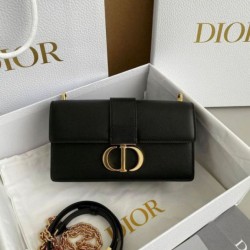 Borsa Dior 30 Montaigne East-West con catena Pelle di vitello nera Replica qualità specchio Replica Perfette Borsa Dior 30 Montaigne East-West con catena Pelle di vitello nera imitazioni