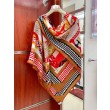 falso Scialle Hermès Etriers Fantaisie Noisette 140