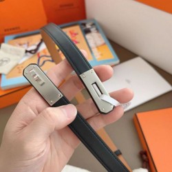 Replica qualità specchio Qualità superiore replica Cintura Hermès Kelly 18 Nera Swift Pelle di vitello