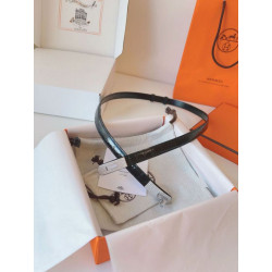 Pari all'originale replica Replica Cintura Hermès Kelly 18 Diamond Nero Alligatore Lucido imitazione Outlet