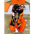 Pari all'originale replica Replica Scialle Hermes Projets Carres nero 140 imitazione Outlet