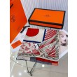 Pari all'originale replica Scialle Hermès Cavalier en Formes Grenadine 140
