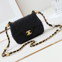 Replica Perfette Dettagli perfetti Borsa  1:1 Mini Flap AS4946 nera imitazioni