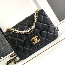 Replica Perfette Borsa Mini con patta nera AS4384 imitazioni