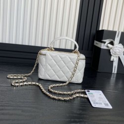 Mini Vanity Case con catena AP1472 Bianco Replica qualità specchio Replica Perfette Mini Vanity Case con catena AP1472 Bianco imitazioni